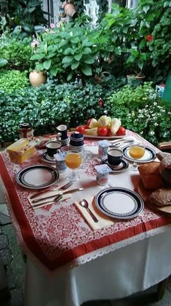 Bed and Breakfast Fonagy Es Walter Vendeg- Es Borhaz Вац Екстер'єр фото